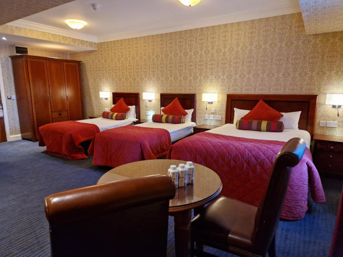 Lawlors Hotel Naas Kültér fotó