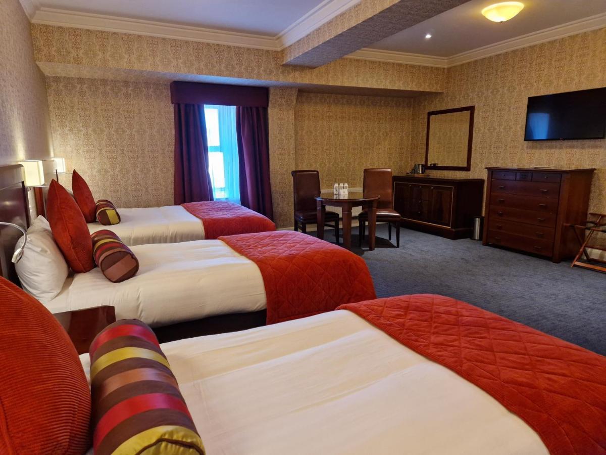 Lawlors Hotel Naas Kültér fotó