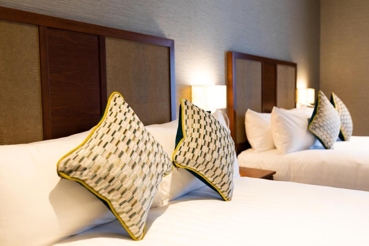 Lawlors Hotel Naas Kültér fotó