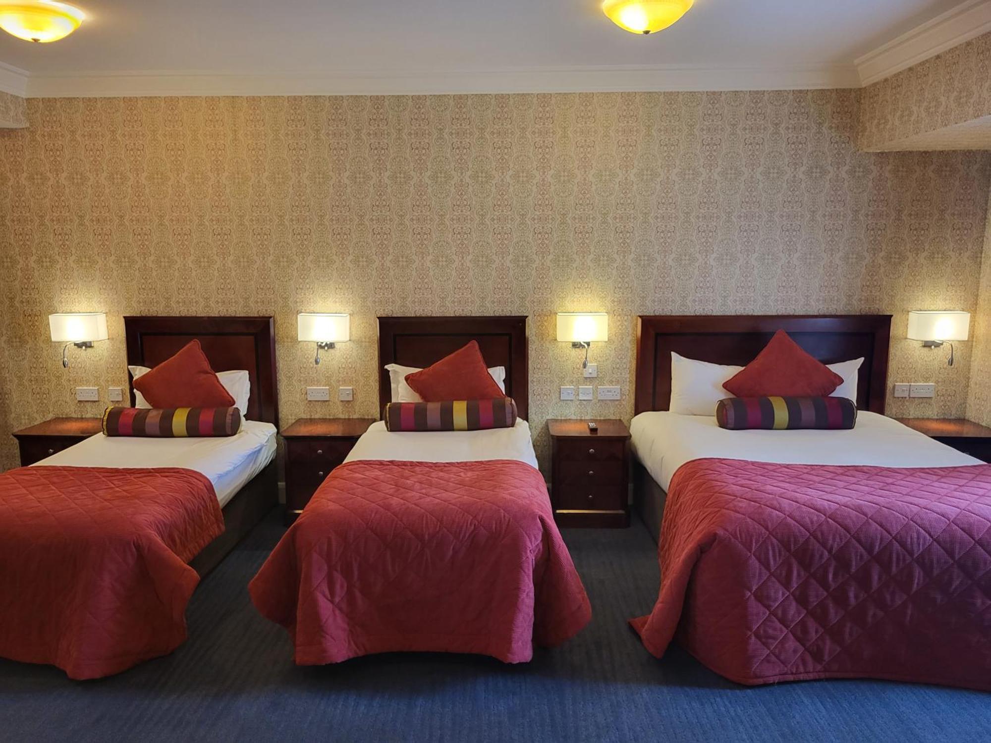 Lawlors Hotel Naas Kültér fotó